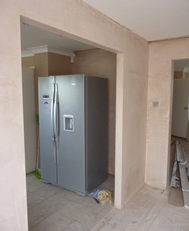 Dining Room - Wall to kitchen