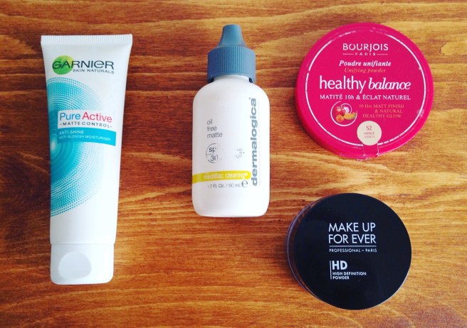 Primers and powders: Garnier Pure Active Matte Control, Dermalogica Oil Free Matte, Bourjois Healthy Balance Powder, MakeUp For Ever HD Powder