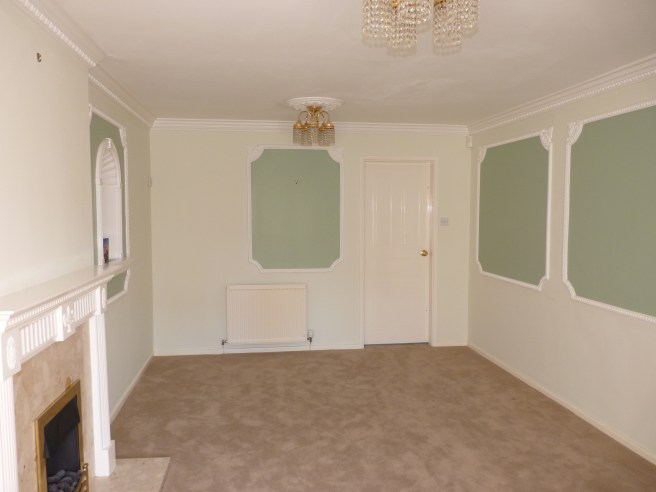 living room before 3